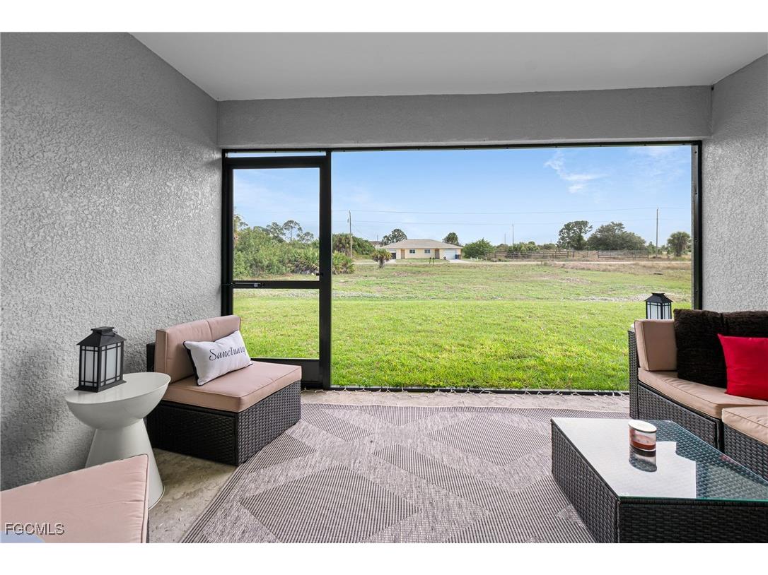 1137/1139 Edgerton Avenue Lehigh Acres FL 33974 2026002873 image3