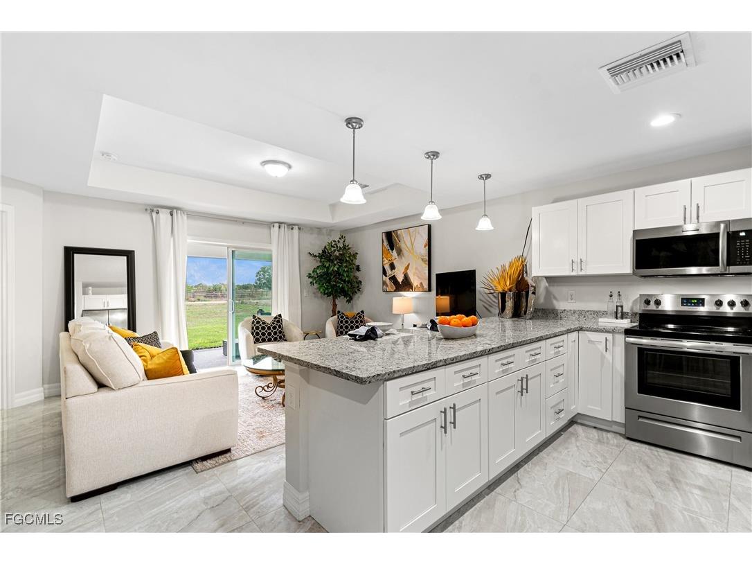 1137/1139 Edgerton Avenue Lehigh Acres FL 33974 2026002873 image4