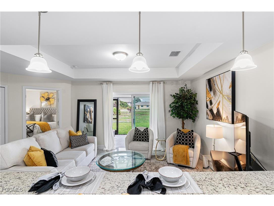 1137/1139 Edgerton Avenue Lehigh Acres FL 33974 2026002873 image8