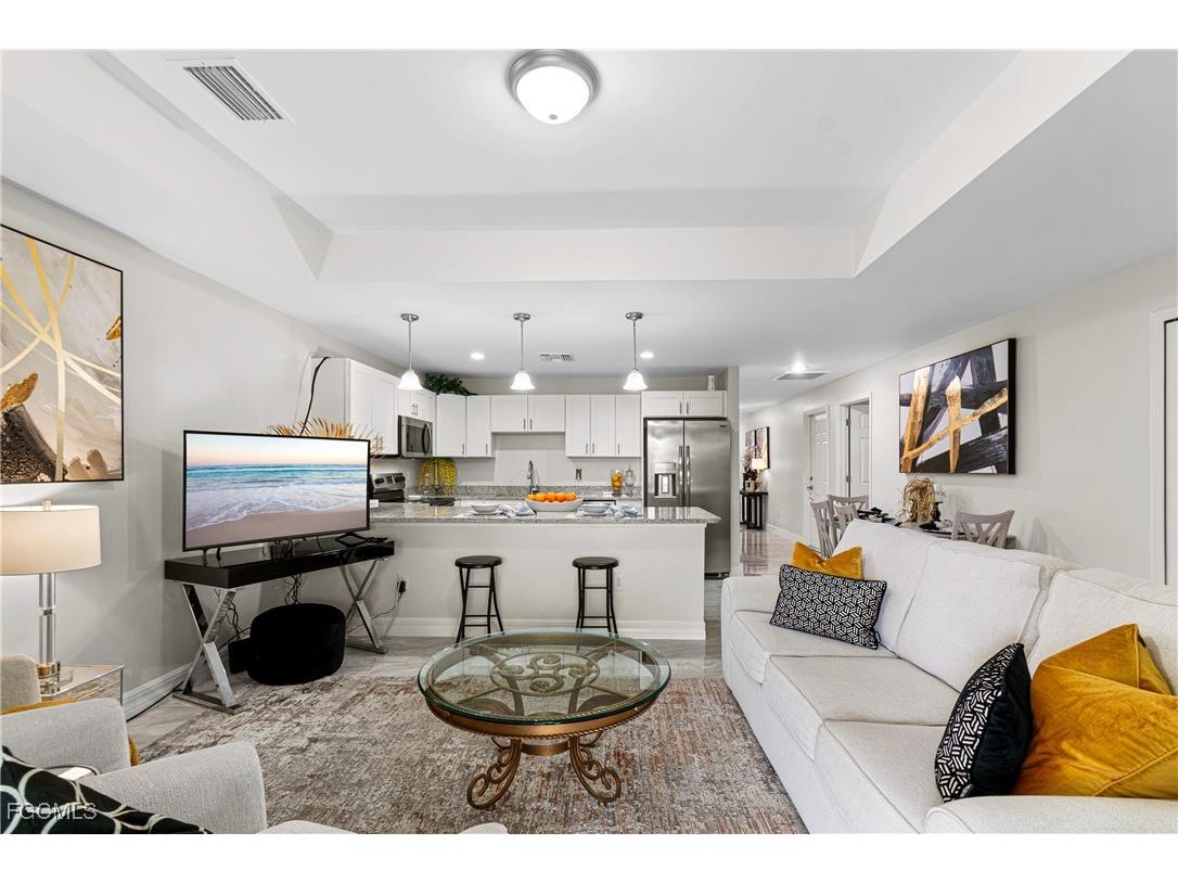 1137/1139 Edgerton Avenue Lehigh Acres FL 33974 2026002873 image9