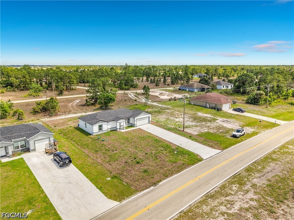 1137 Columbus Boulevard Lehigh Acres FL 33974 2026016947 image2