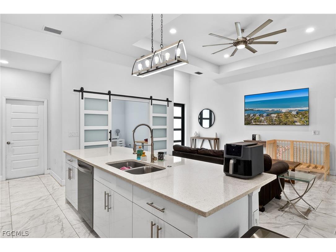 1137 NE 4th Avenue Cape Coral FL 33909 2026013234 image6