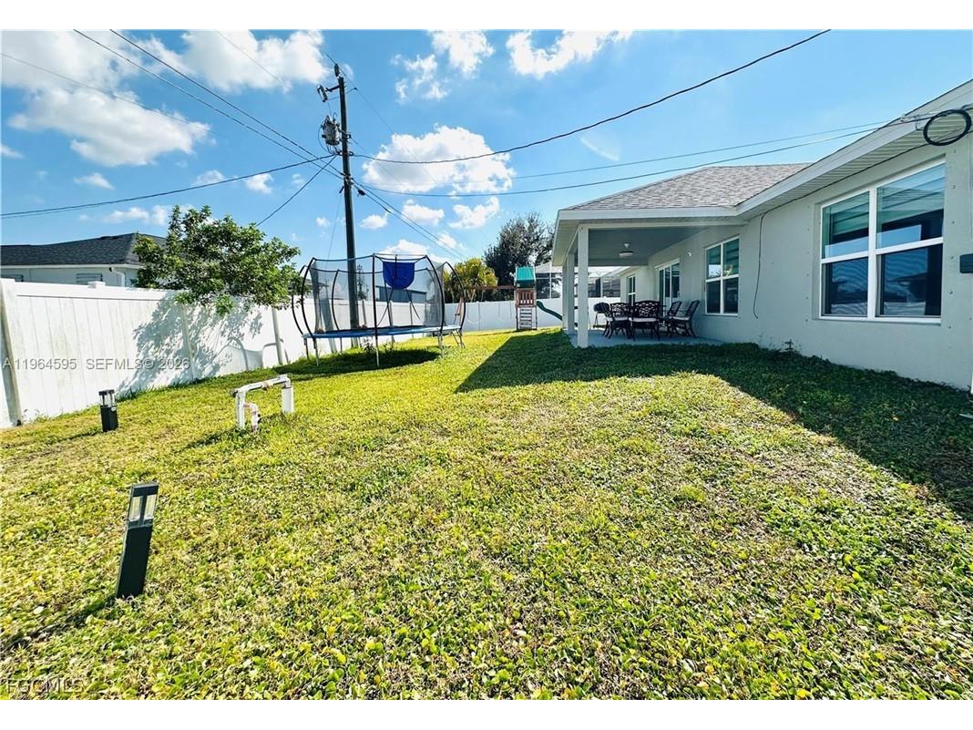 1137 NE 4th Place Cape Coral FL 33909 2026008740 image14