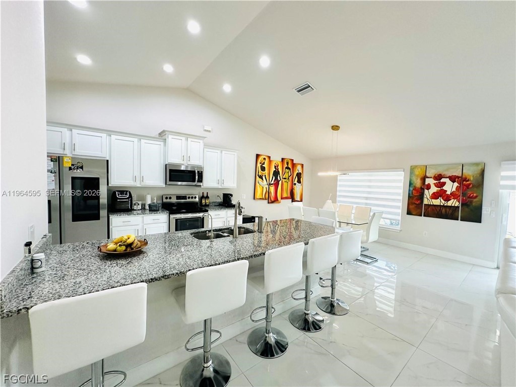 1137 NE 4th Place Cape Coral FL 33909 2026008740 image6