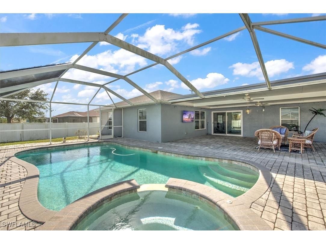 1137 Nelson Road N Cape Coral FL 33993 225043918 image1