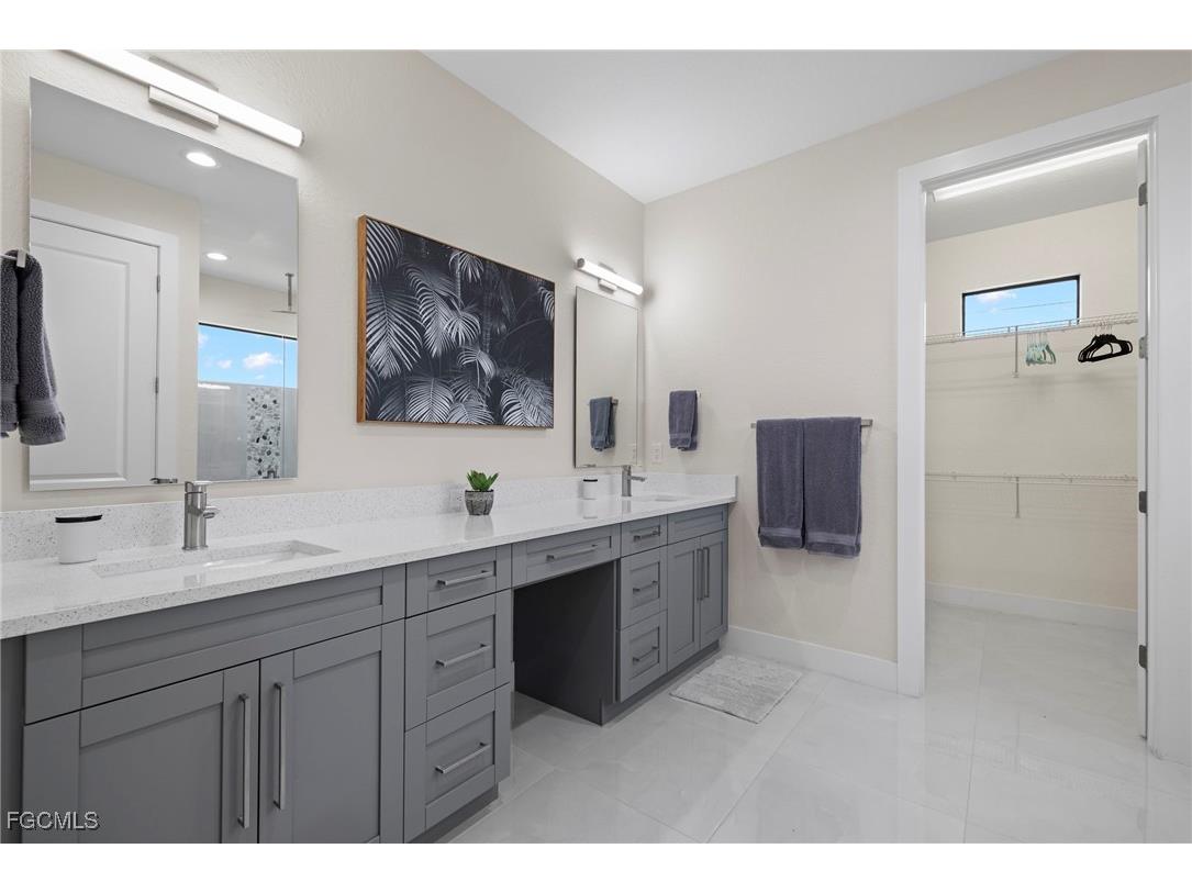 1137 SW 18th Court Cape Coral FL 33991 2025010064 image13