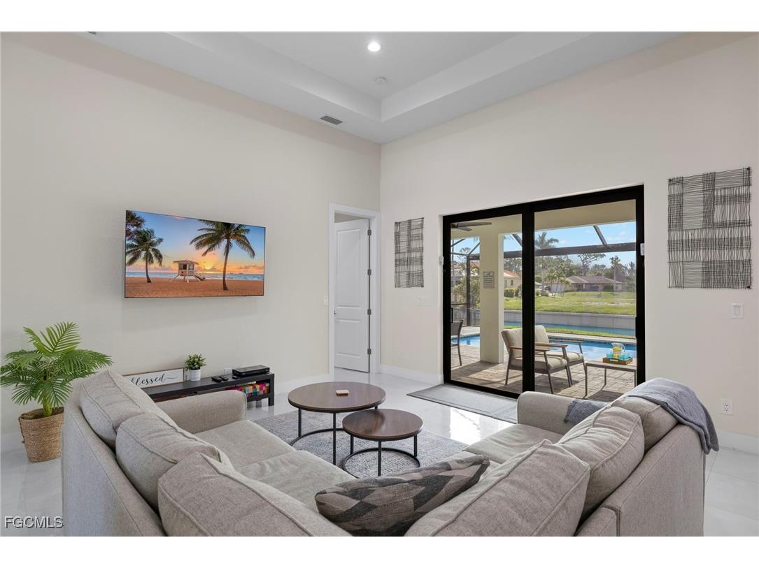 1137 SW 18th Court Cape Coral FL 33991 2025010064 image2