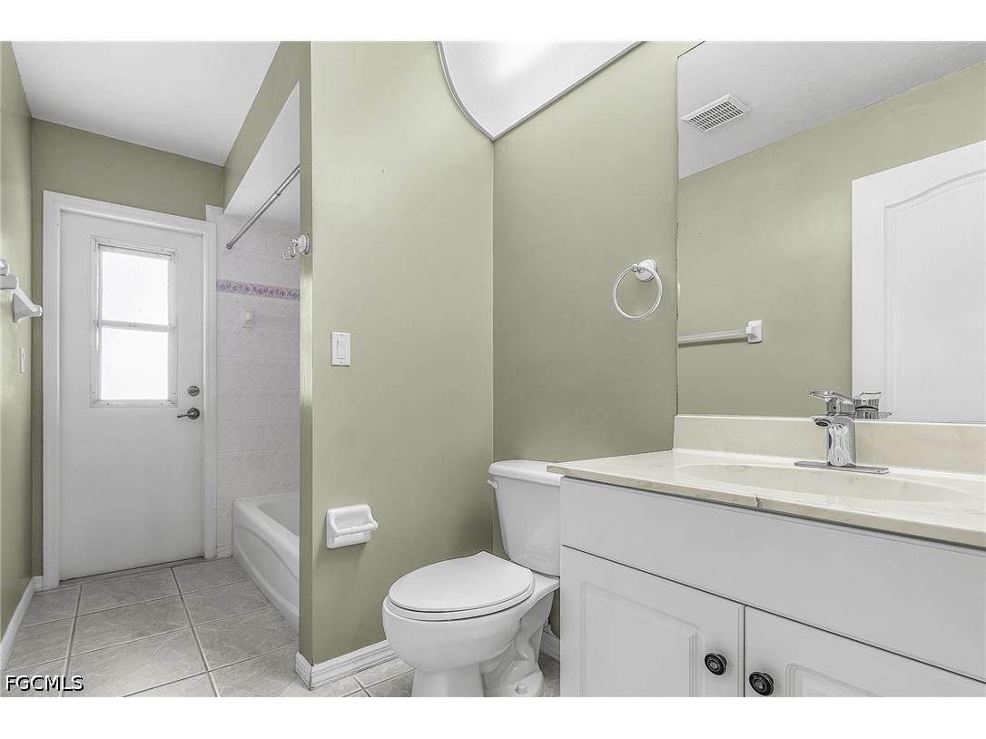 1137 SW 37th Street Cape Coral FL 33914 2026022172 image17