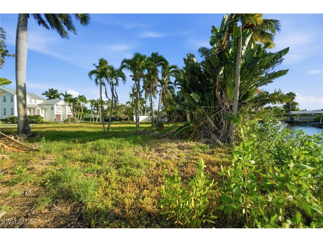 1138 Christopher Court Naples FL 34104 225079615 image7