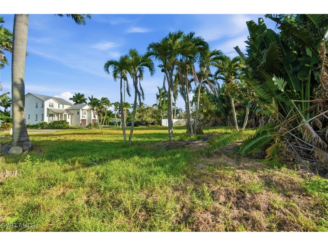 1138 Christopher Court Naples FL 34104 225079615 image9