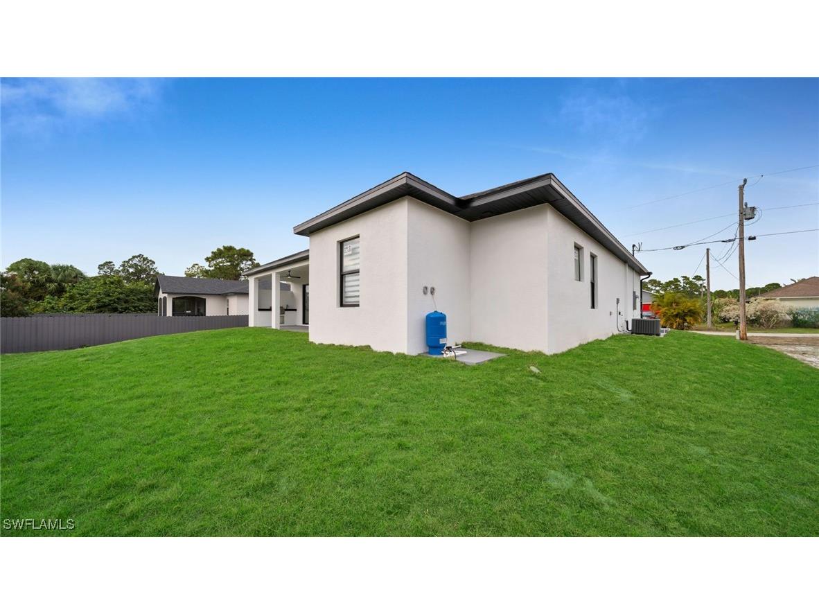 1138 Garibaldi Street E Lehigh Acres FL 33974 226002186 image34