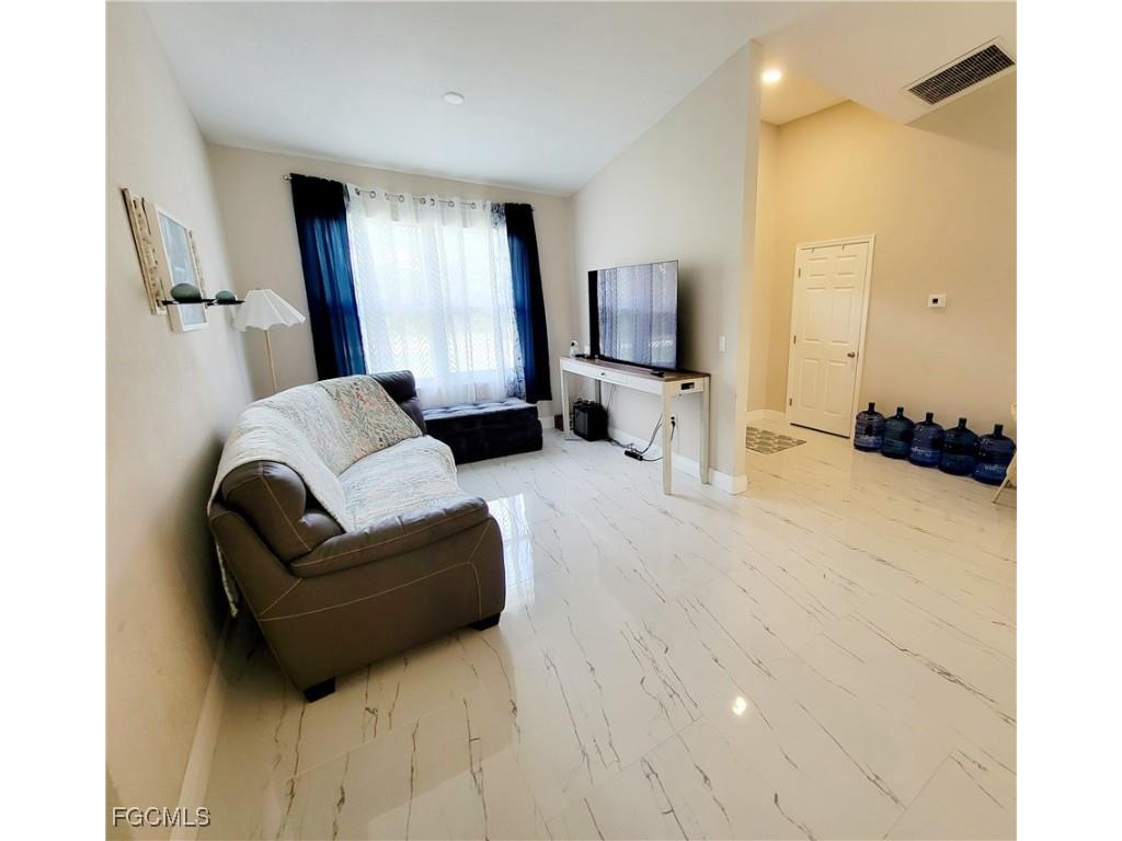 1138 Jaguar Boulevard Lehigh Acres FL 33974 2026004493 image15