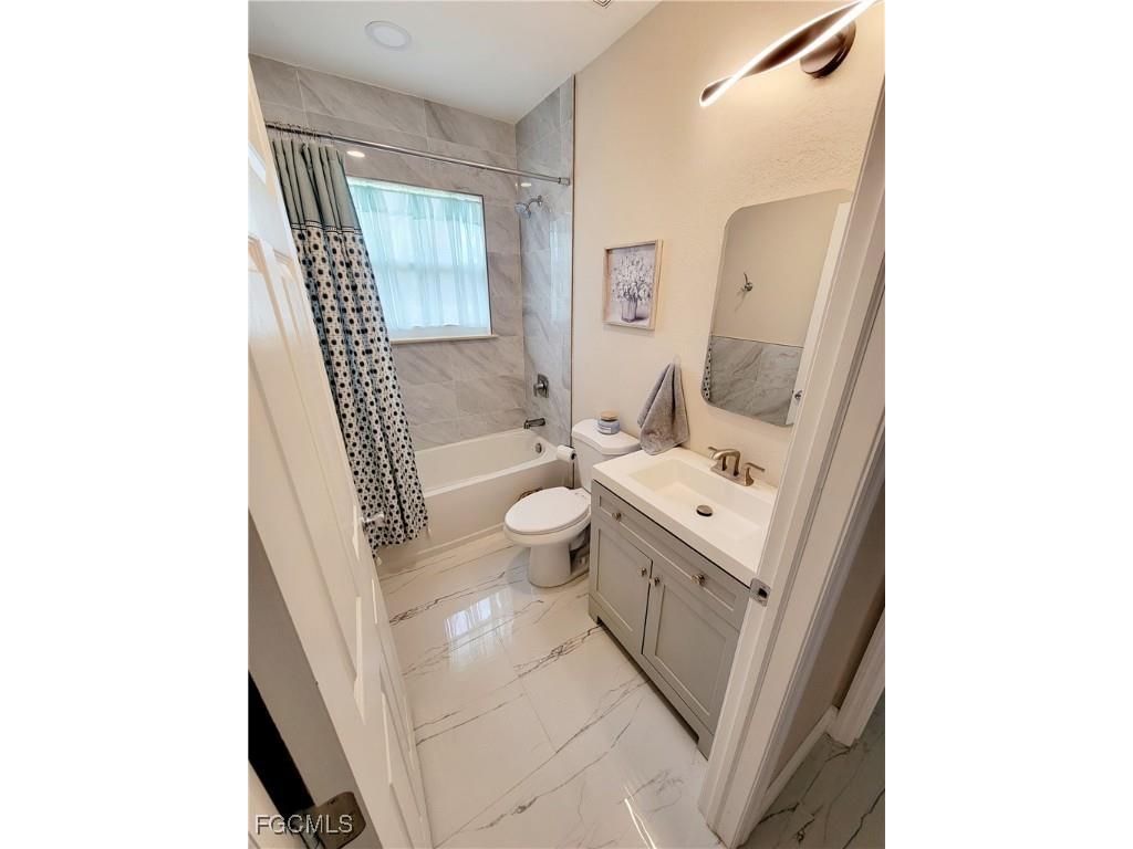 1138 Jaguar Boulevard Lehigh Acres FL 33974 2026004493 image35