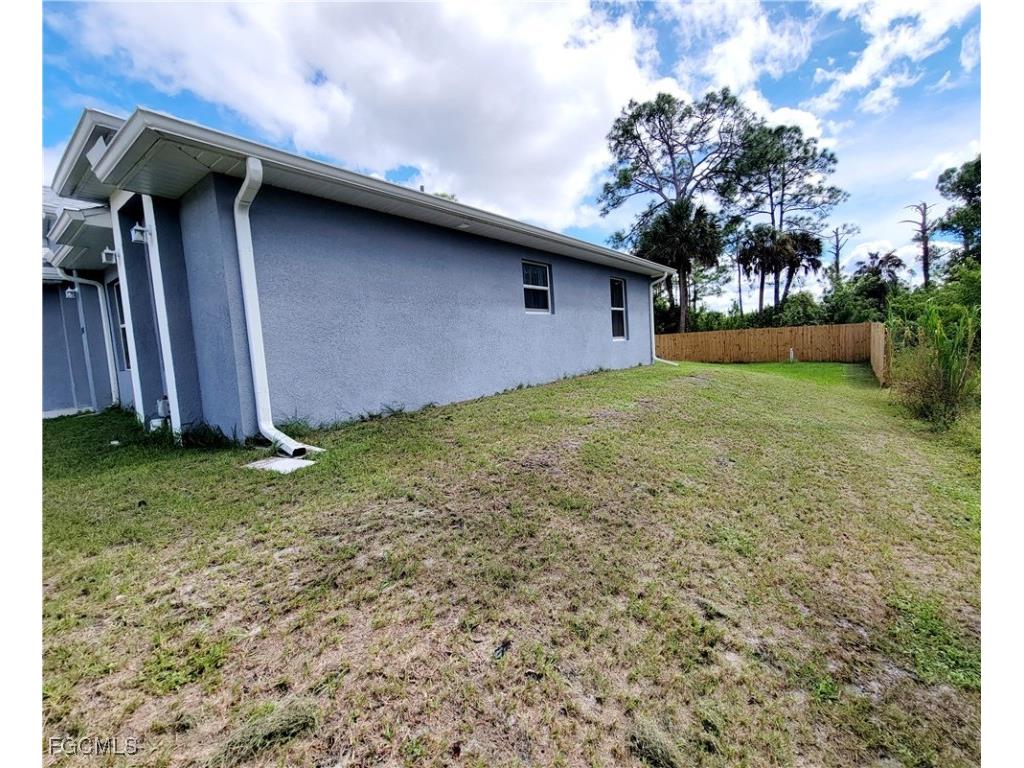 1138 Jaguar Boulevard Lehigh Acres FL 33974 2026004493 image5
