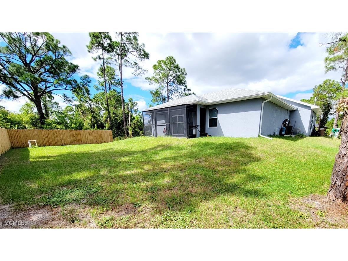1138 Jaguar Boulevard Lehigh Acres FL 33974 2026004493 image8