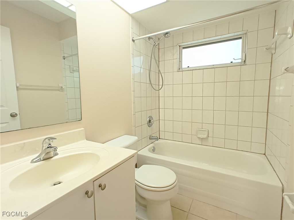 1138 SE 19th Lane Cape Coral FL 33990 2025012152 image13