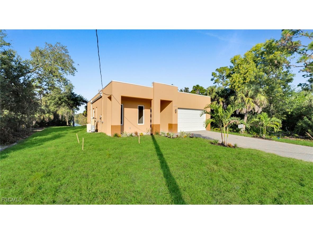 11383 Pampas Street Punta Gorda FL 33955 2025016672 image3
