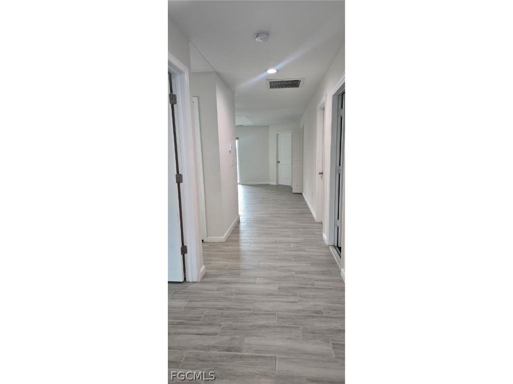 1139 Abrams Blv Boulevard Lee FL 33971 2026007490 image2