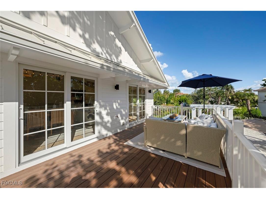 1139 Seagrape Lane Sanibel FL 33957 2025016920 image17