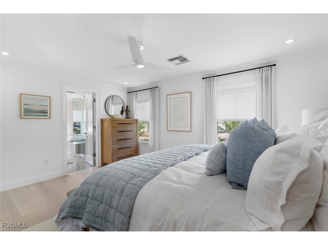 1139 Seagrape Lane Sanibel FL 33957 2025016920 image23