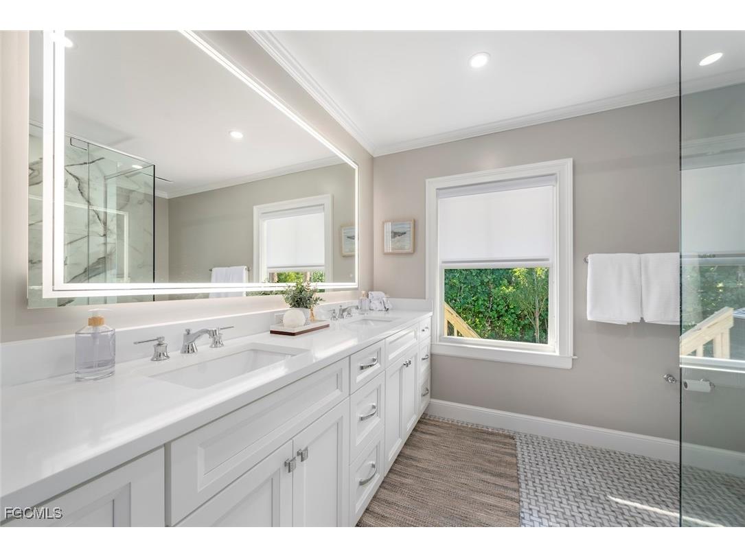 1139 Seagrape Lane Sanibel FL 33957 2025016920 image34