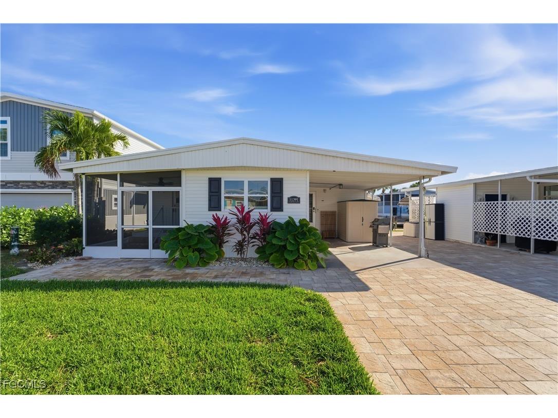 11391 Cypress Lane Fort Myers Beach FL 33931 2025022770 image1