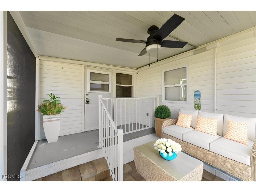 11391 Cypress Lane Fort Myers Beach FL 33931 2025022770 image27