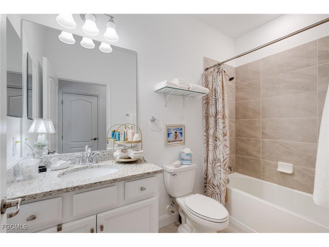 11395 Shady Blossom Drive Fort Myers FL 33913 2025014951 image15