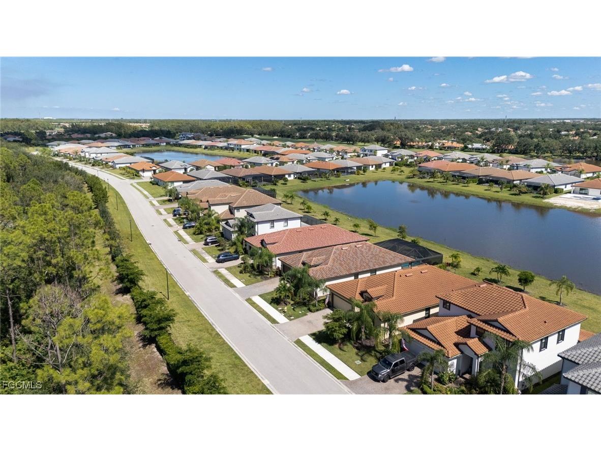 11395 Shady Blossom Drive Fort Myers FL 33913 2025014951 image30