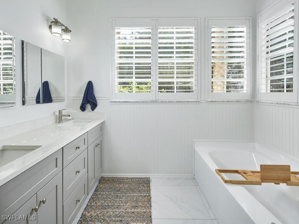 114 Amblewood Lane #9-903 Naples FL 34105 225072458 image11