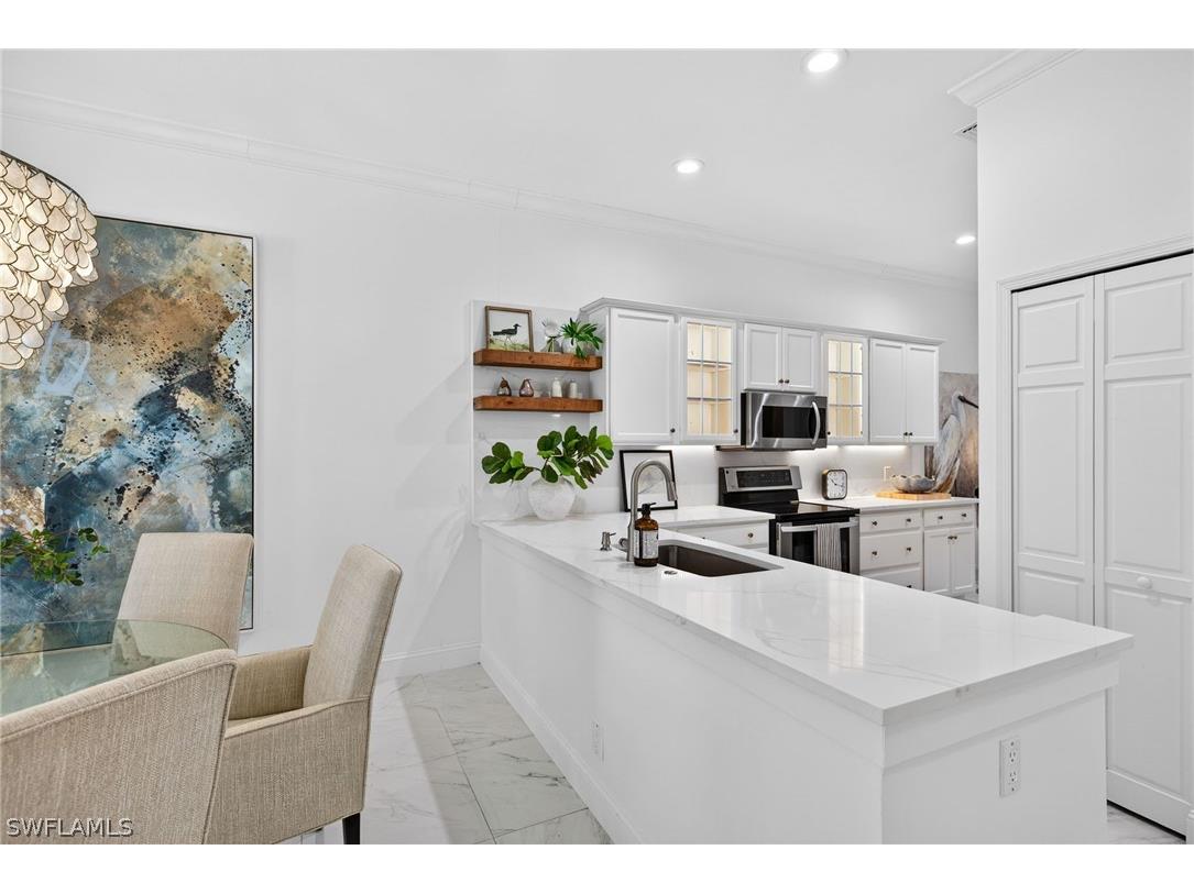 114 Amblewood Lane #9-903 Naples FL 34105 226005281 image8