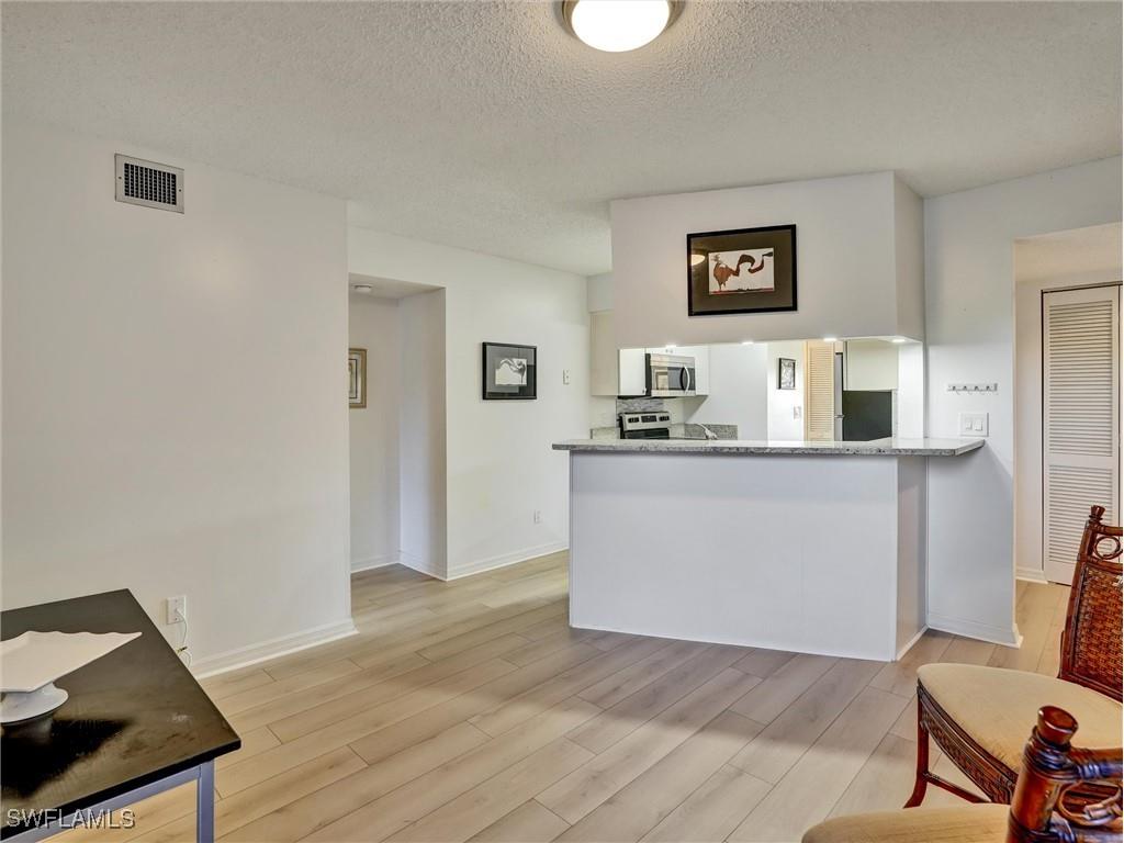 114 Cypress Way E #D4 Naples FL 34110 225081890 image11