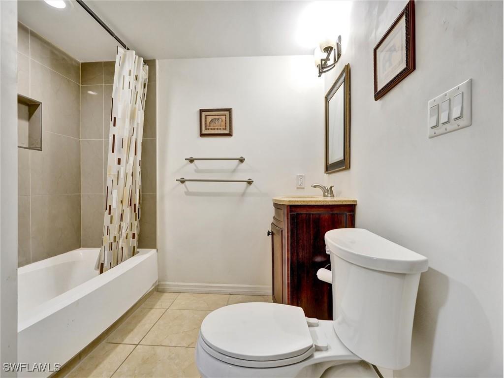 114 Cypress Way E #D4 Naples FL 34110 225081890 image15