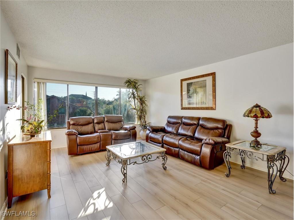 114 Cypress Way E #D4 Naples FL 34110 225081890 image5