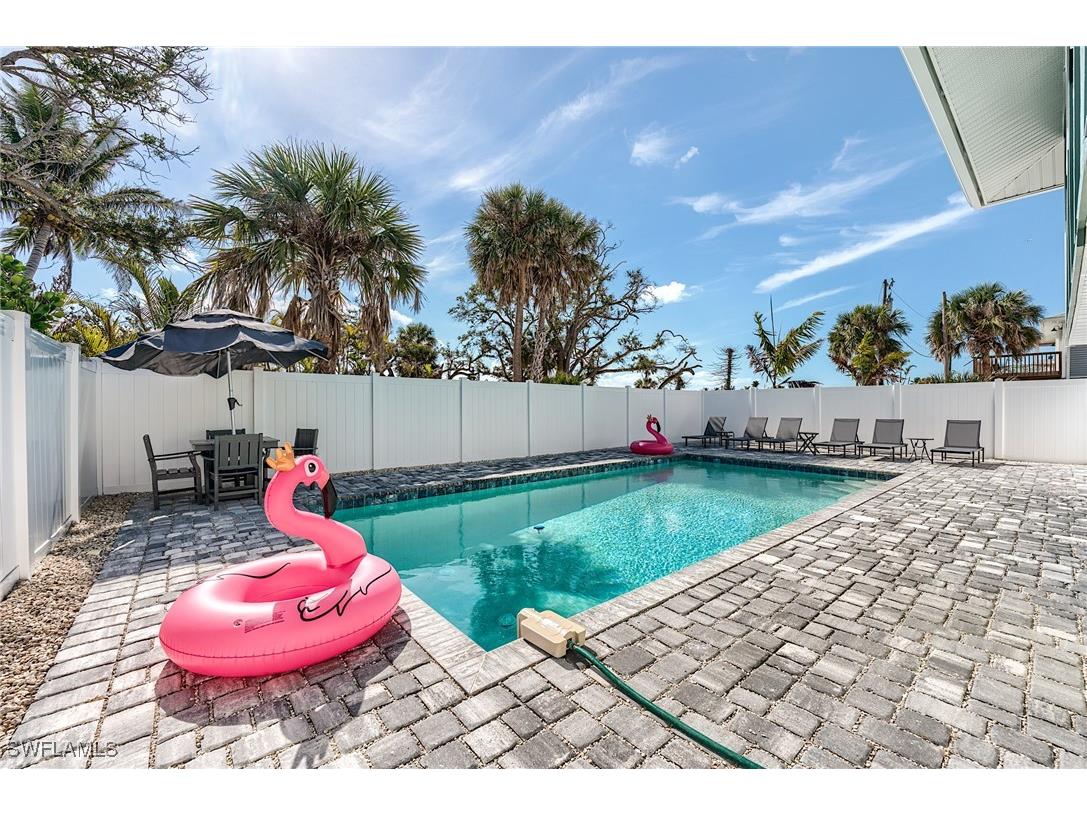 114 Lovers Lane Fort Myers Beach FL 33931 225077477 image2