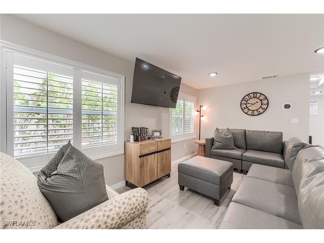 114 Lovers Lane Fort Myers Beach FL 33931 225077477 image6