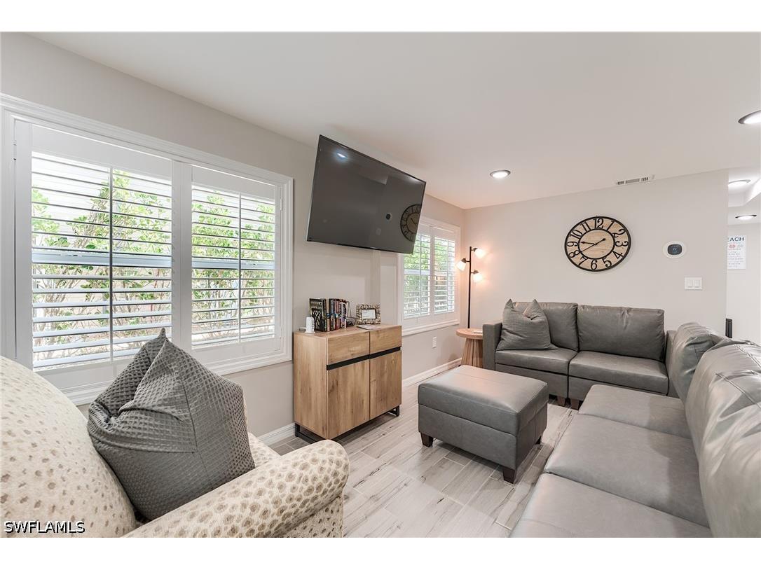 114 Lovers Lane Fort Myers Beach FL 33931 226018412 image6