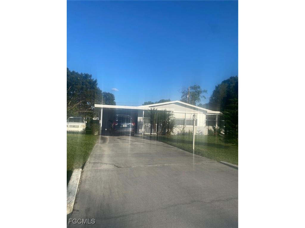 114 Oleander Road Lehigh Acres FL 33936 2025015274 image1