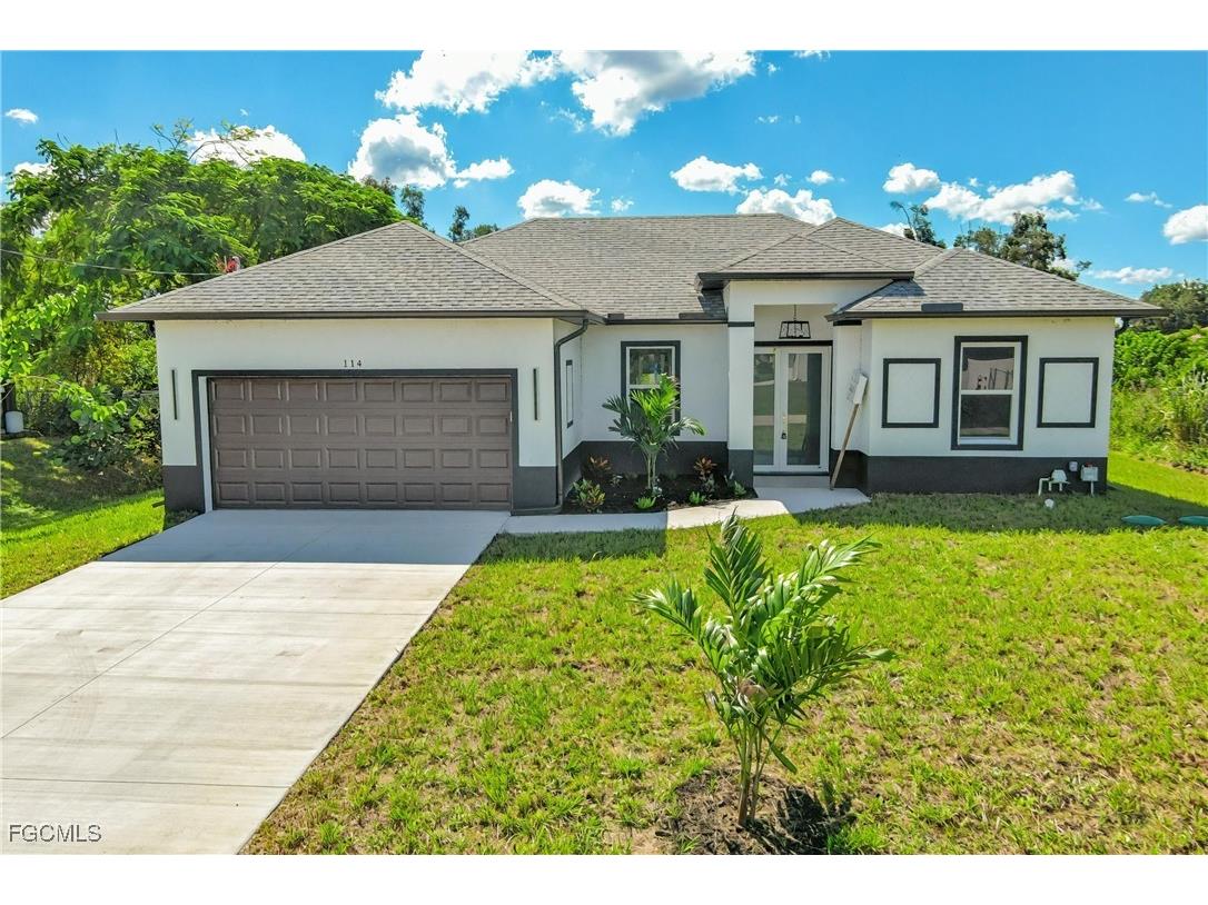 114 Preston Street Lehigh Acres FL 33974 2025015330 image1