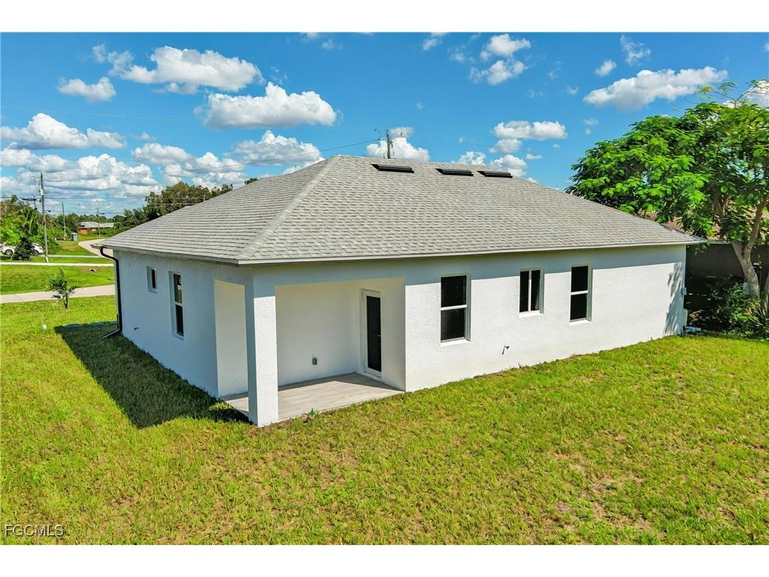 114 Preston Street Lehigh Acres FL 33974 2025015330 image23