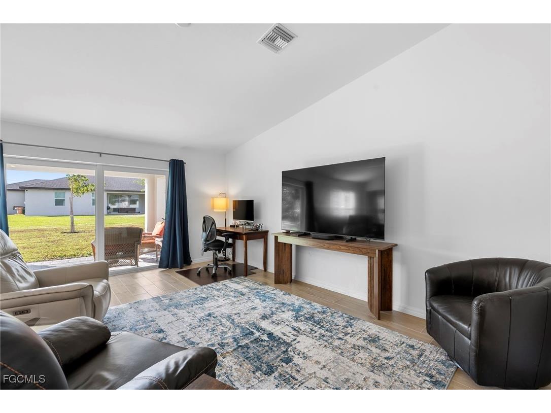114 SW 13th Street Cape Coral FL 33991 2025025240 image14