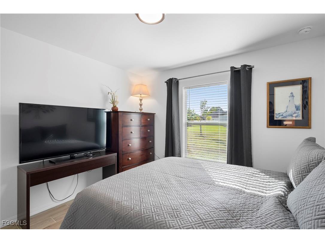 114 SW 13th Street Cape Coral FL 33991 2025025240 image22