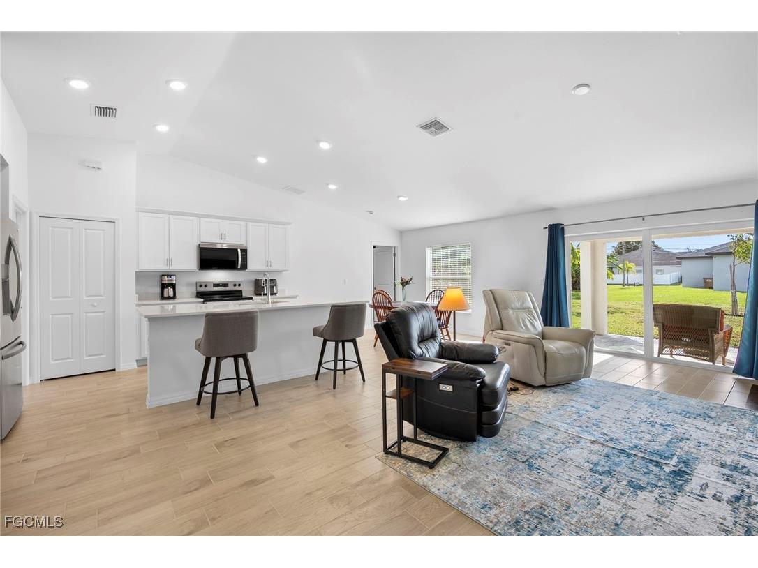 114 SW 13th Street Cape Coral FL 33991 2025025240 image5