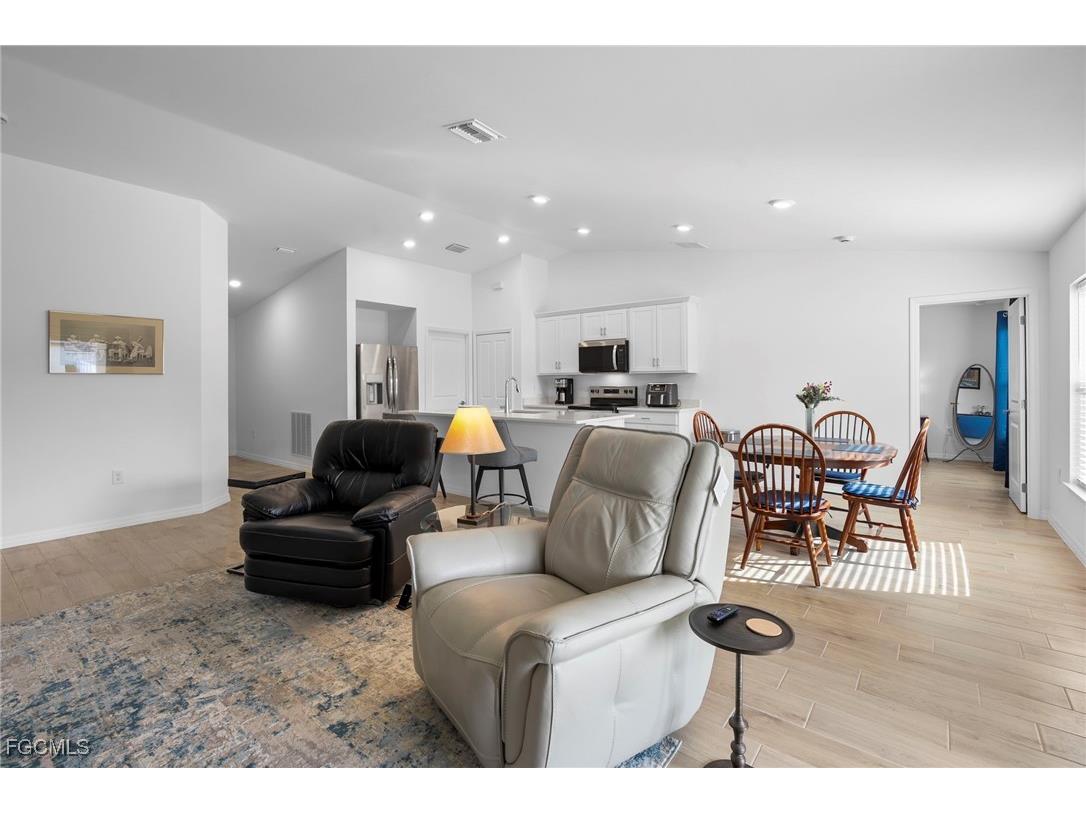 114 SW 13th Street Cape Coral FL 33991 2025025240 image6