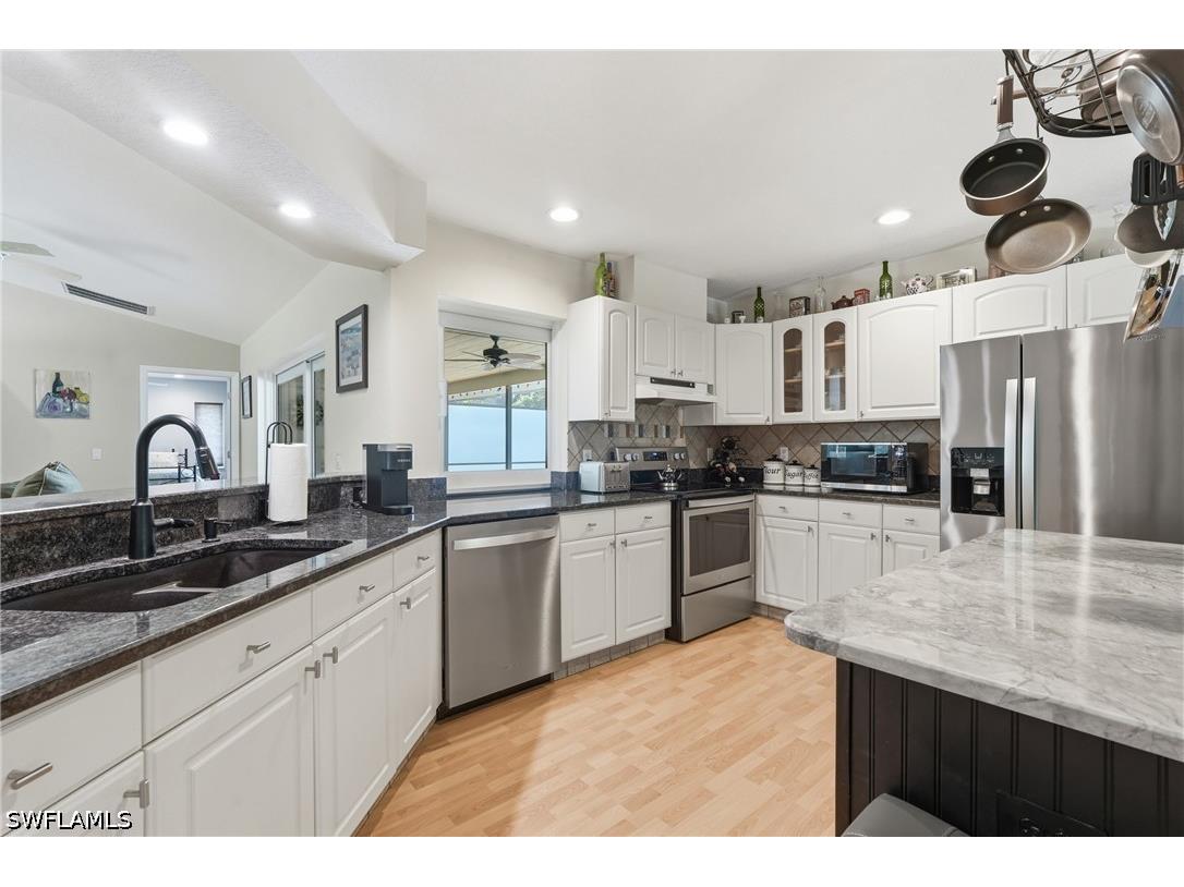 1140 22nd Avenue NE Naples FL 34120 226023282 image10
