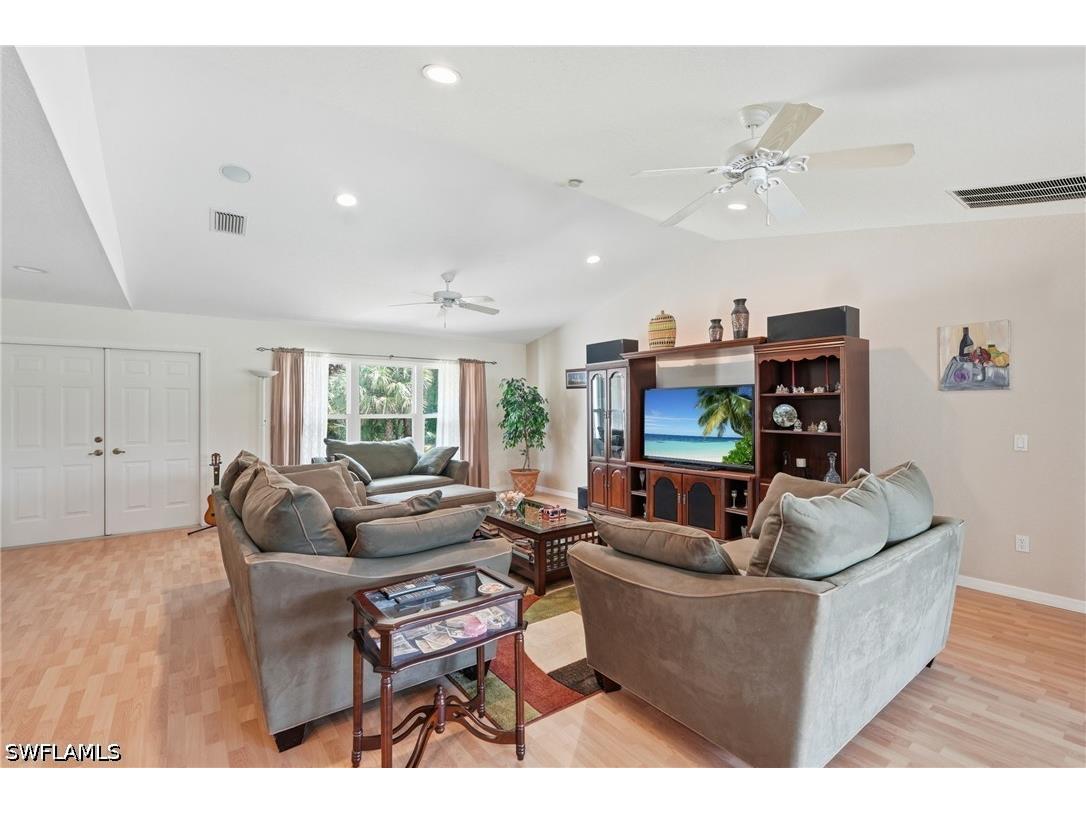 1140 22nd Avenue NE Naples FL 34120 226023282 image6
