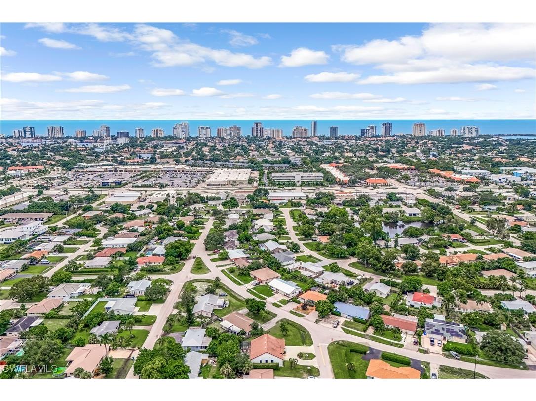 1140 Jeronimo Drive Naples FL 34103 225074826 image1