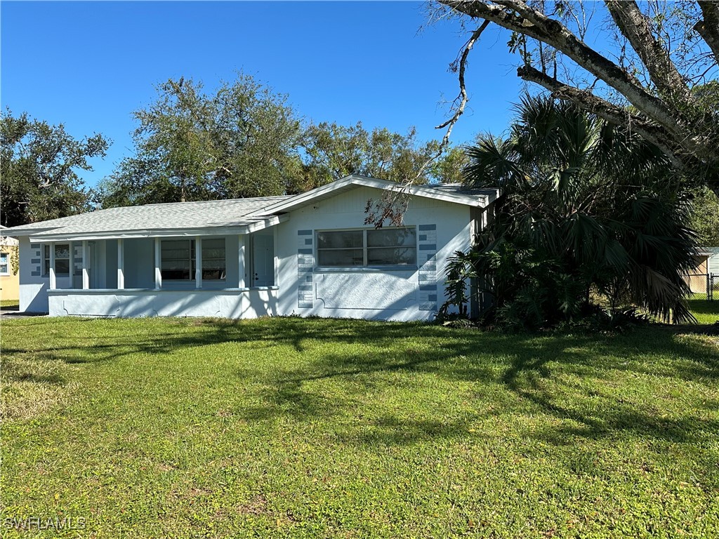 1140 Orange Avenue North Fort Myers FL 33903 224095763 image1
