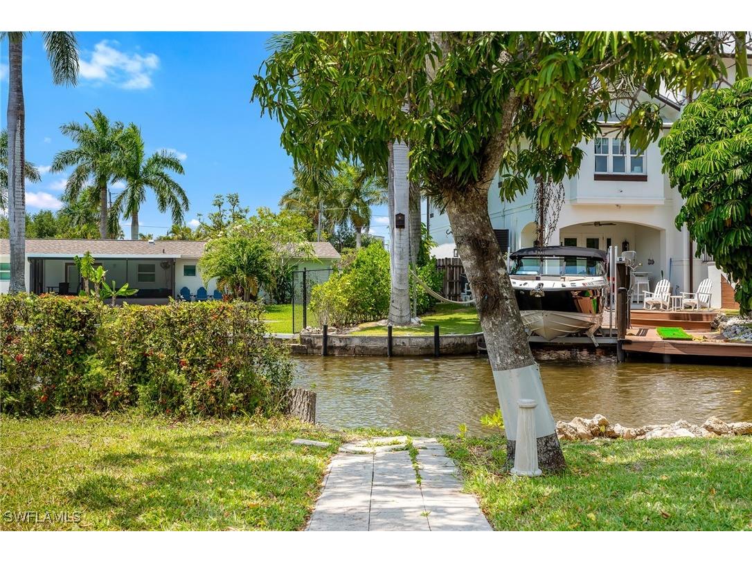 1140 Rainbow Drive Naples FL 34104 225050623 image2