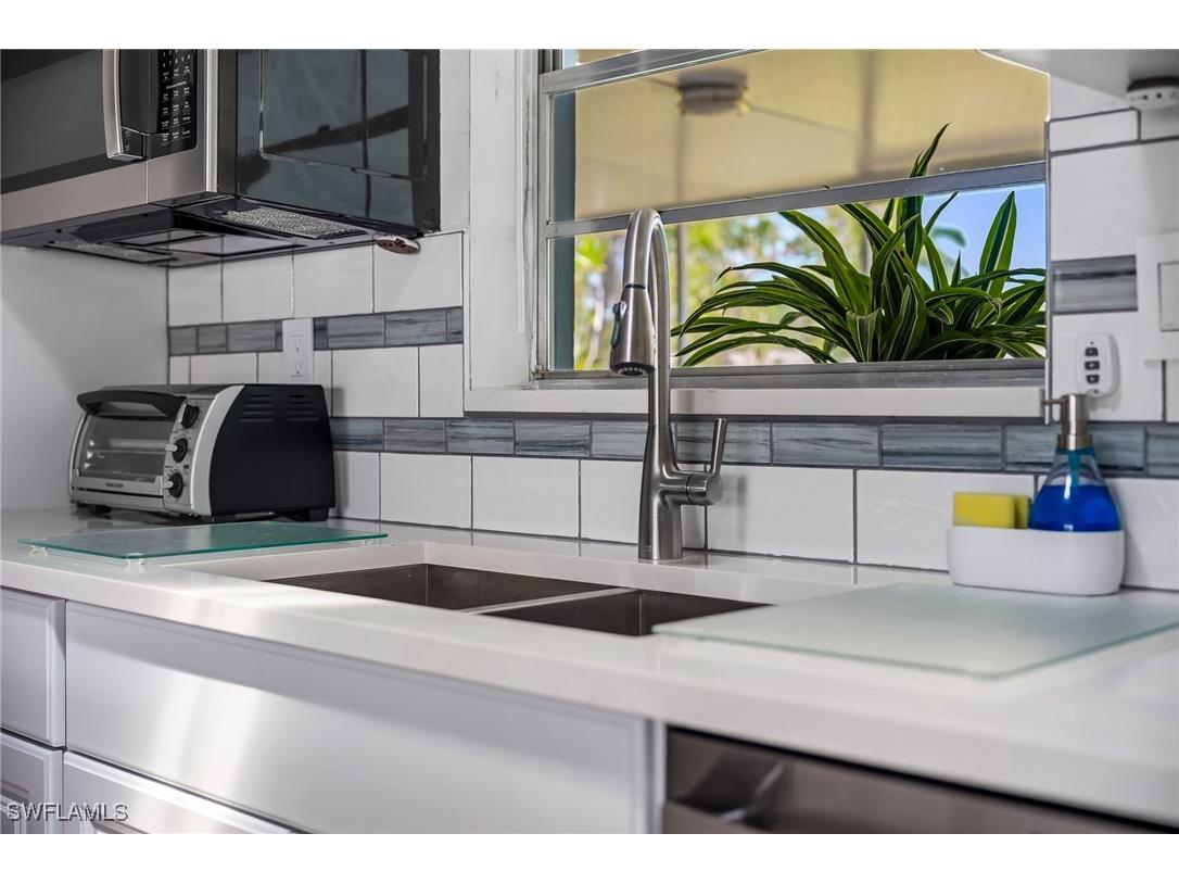 1140 Rainbow Drive Naples FL 34104 225050623 image40